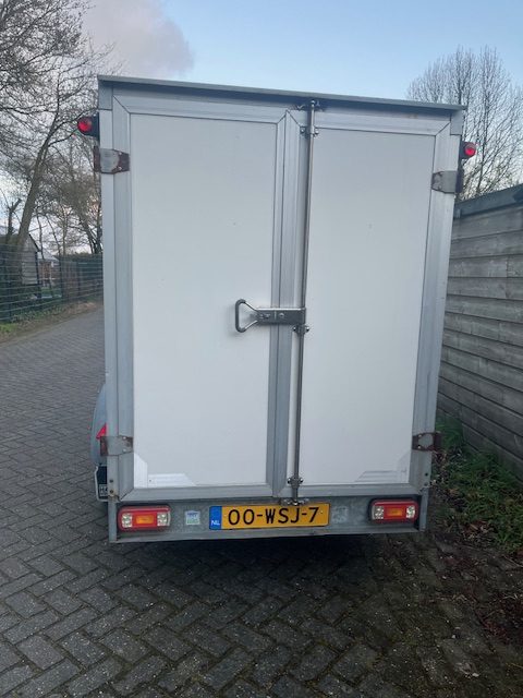 Gesloten aanhanger 300x130x150 meeste gevallen geen aanhangwagenrijbewijs nodig - Afbeelding 4