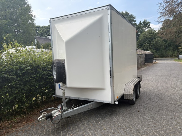 Gesloten aanhanger met oprijklep 90-WZ-XZ - Afbeelding 2